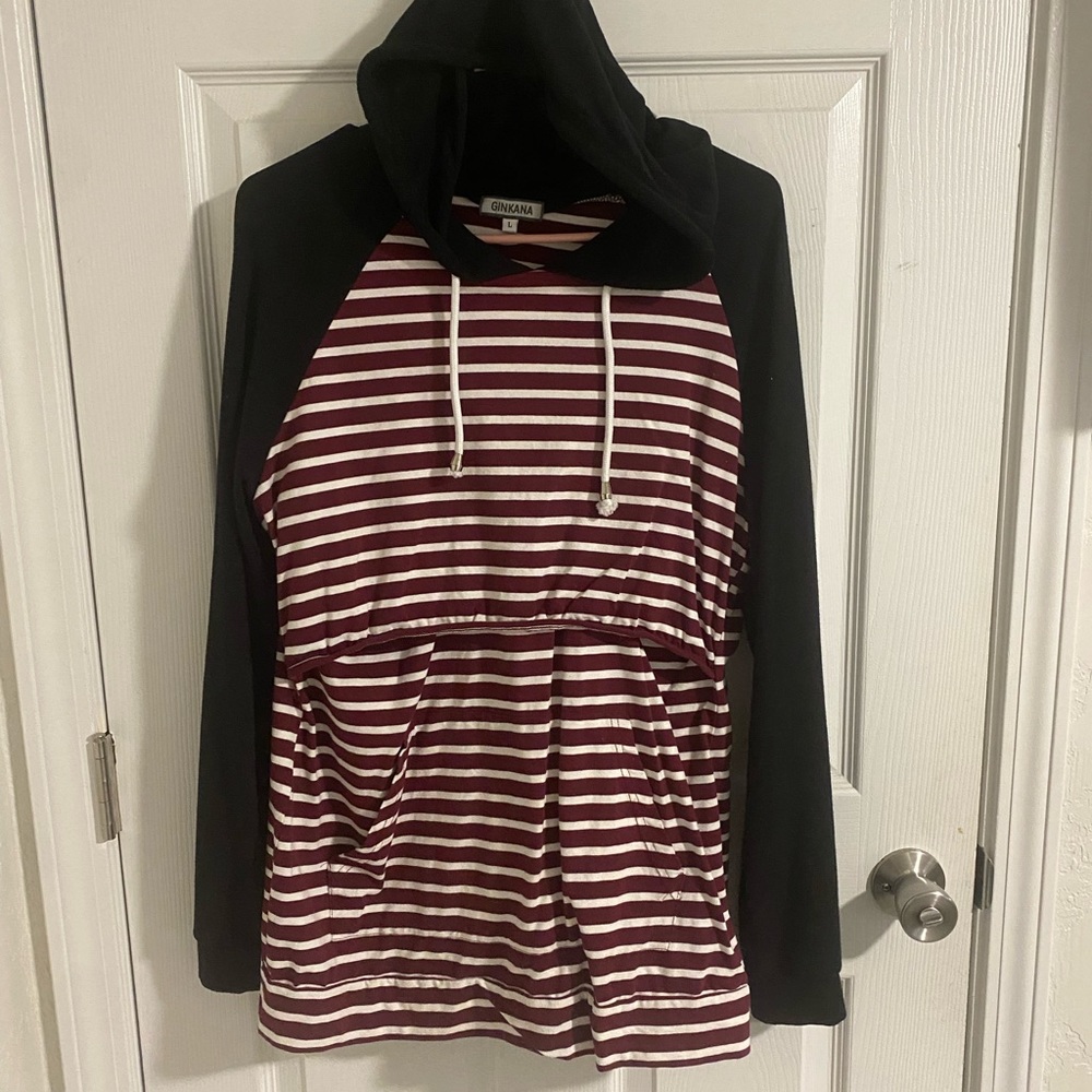 Maternity hoodie for breast feeding. Open front.Size large Ginkana brand